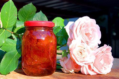 Rose petal jam