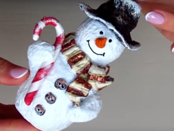 ของเล่นต้นคริสต์มาส Snowman ทำจากกระดาษอัดแท่ง